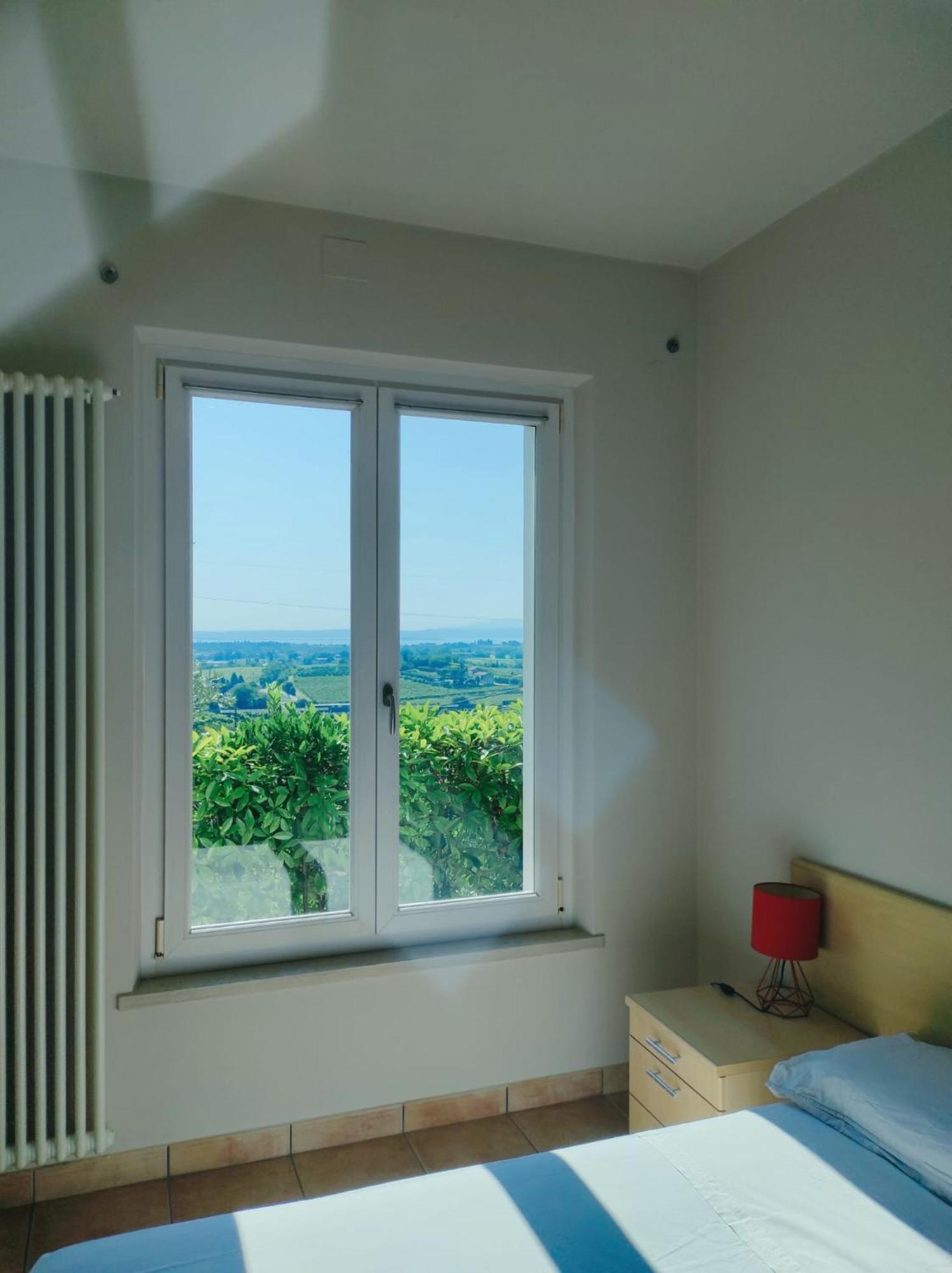 Nice Apartments Lake View & Free Parking Pastrengo Exterior foto
